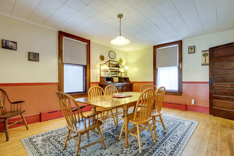 Steps to Dtwn Sault Ste Marie: Historic Home! House in Sault Ste Marie