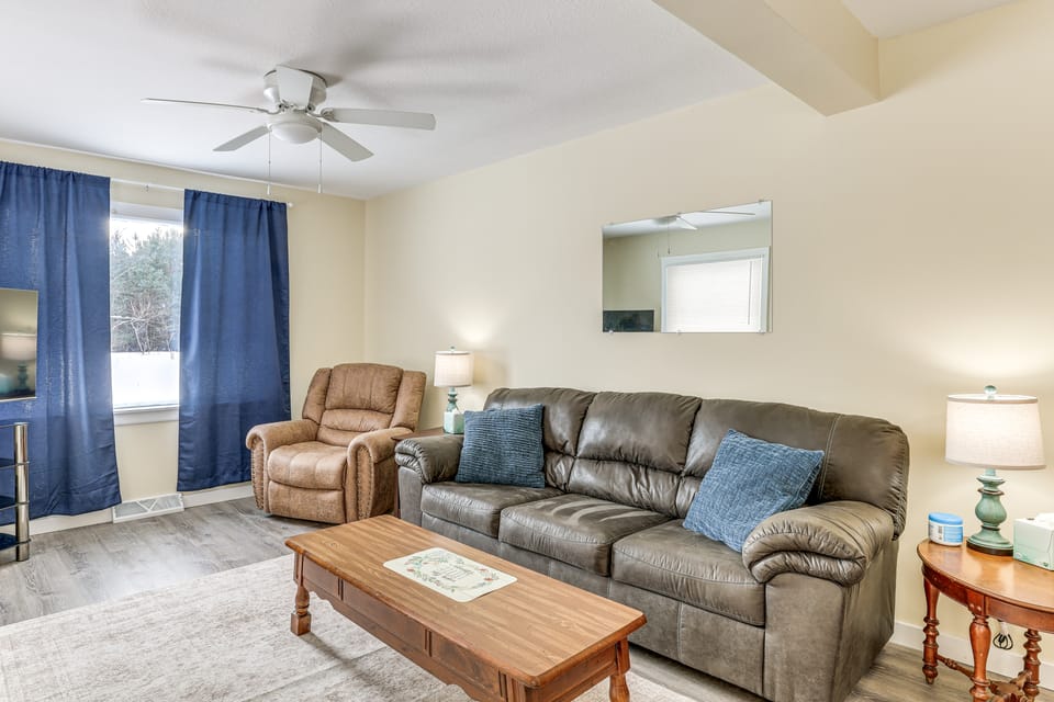 Bear Lake Home: 6 Miles to Arcadia Beach! House in Michigan