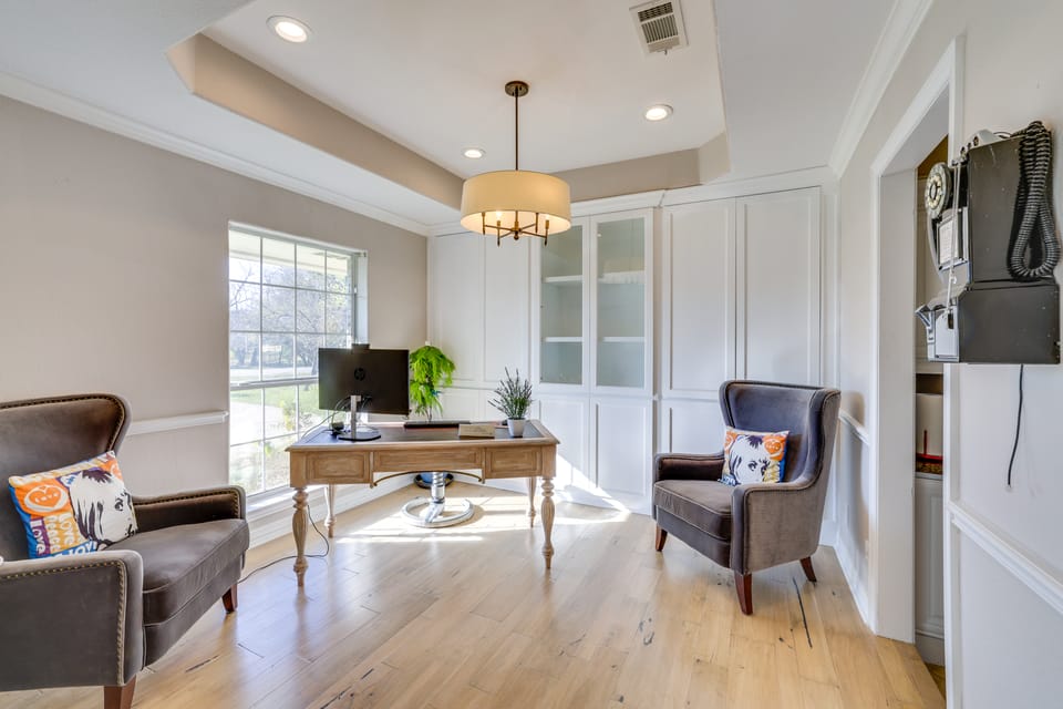 Work & Unwind, Stylish Sunnyvale Retreat! Apartment in Mesquite