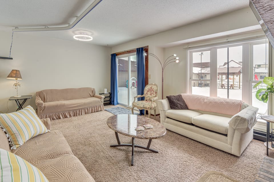 Pet-Friendly Siren Home! Walk to Bars & Lakes House in Siren