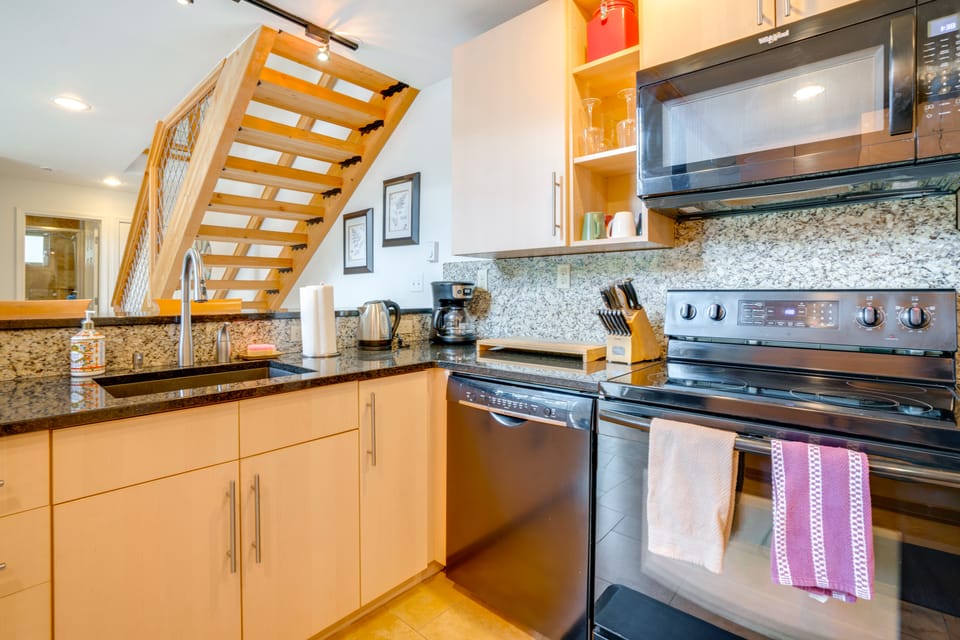 2 Mi to Ski Resort! Hot Tub Haven in Breckenridge Apartment in Breckenridge