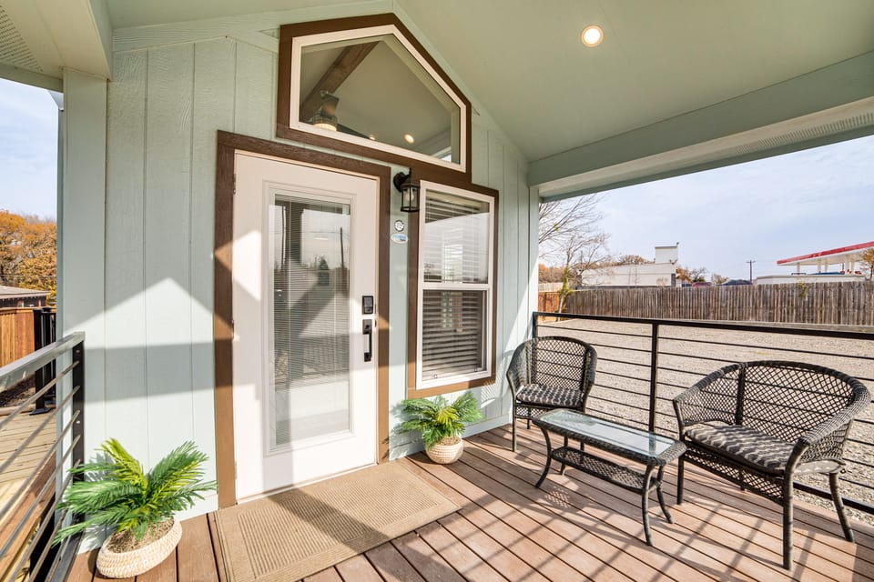 Walk to Lewisville Lake: Cozy Couple’s Retreat House in Lake Lewisville