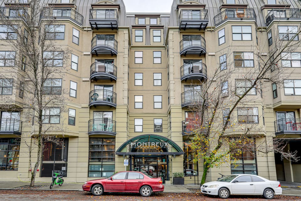 Walkable Belltown Hub Near Lumen Field, World Cup! Apartment in Belltown