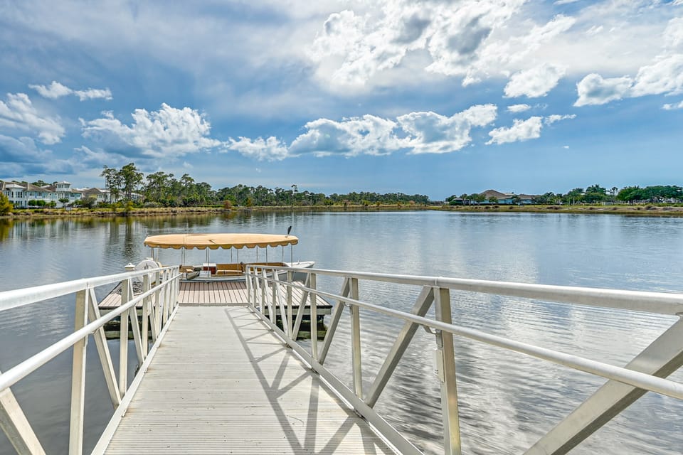 3 Mi to Naples Beach! Couple's Resort Getaway House in Collier County