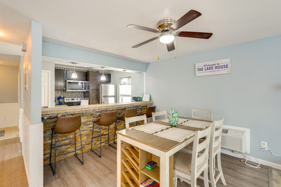 Lake Resort Access & On-Site Pool! Ozarks Getaway House in Lake of the Ozarks