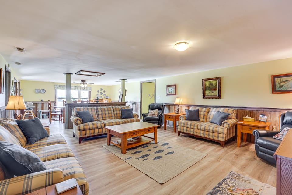100-Acre Family Getaway in Kenbridge: Pets Welcome House in Virginia