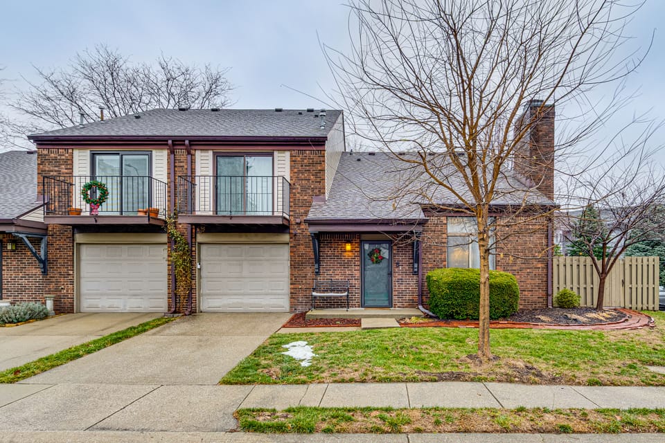 Chic Dtwn Indy Home, Close to Massachusetts Ave Apartment in Indianapolis