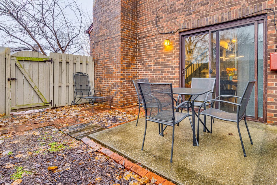 Chic Dtwn Indy Home, Close to Massachusetts Ave Apartment in Indianapolis