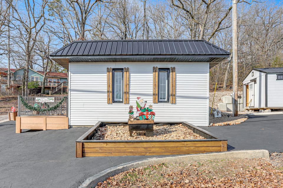 Walk to Current River: Ozarks Adventure Home! House in Van Buren