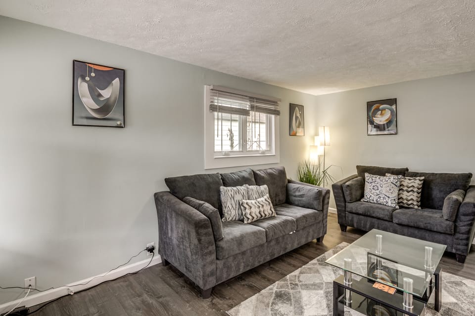 2 Mi to Motor Speedway! Indy Home w/ Fenced Yard House in Indianapolis