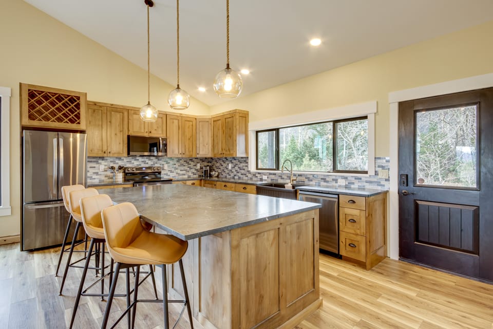 Mtn-View Gem Near Chico, Sage & Yellowstone! House in Montana