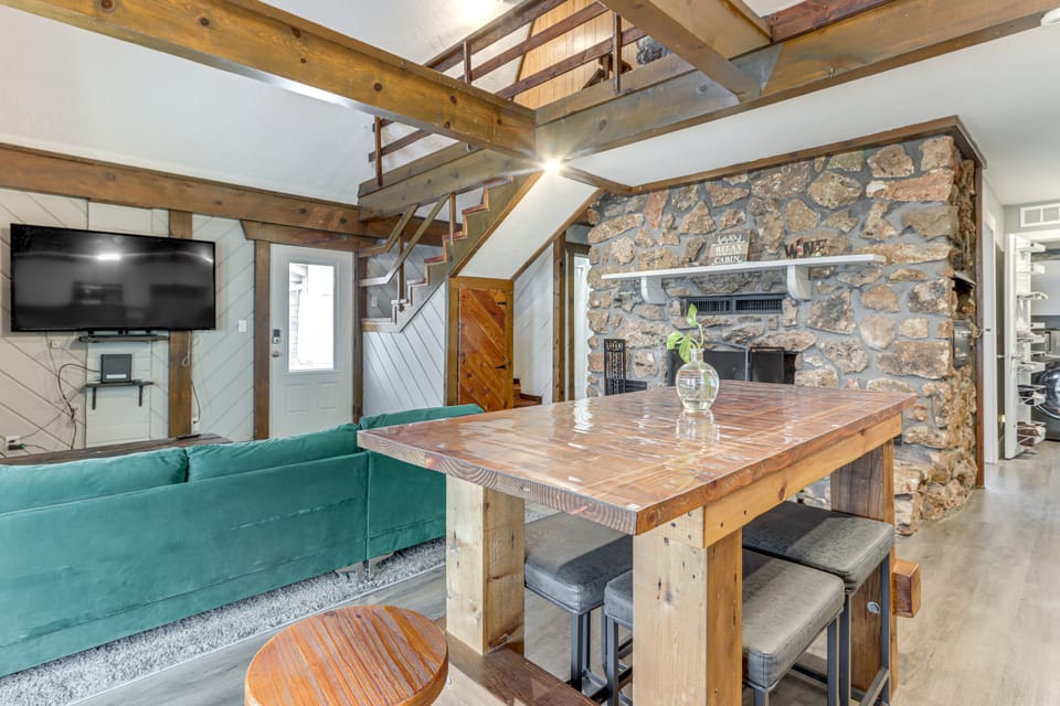 Family Friendly! Waterfront Grove Gem w/ Fire Pit House in Ozark Mountains