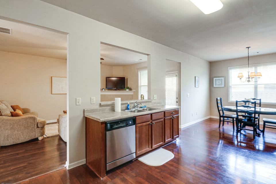 World Cup 3BR Group Hub Near MARTA Rail to Stadium Apartment in Georgia
