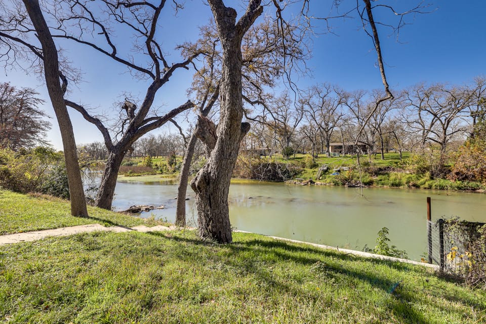 Home on Guadalupe River! Fish & Float w/ Family House in Seguin
