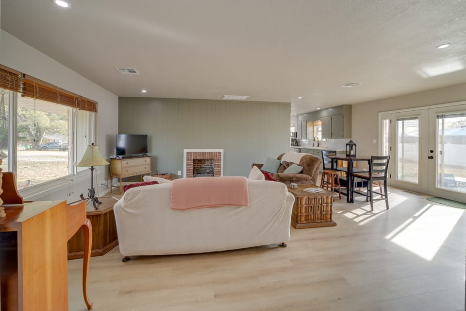 On Route 66! Bristow Home w/ Spacious Yard House in Oklahoma