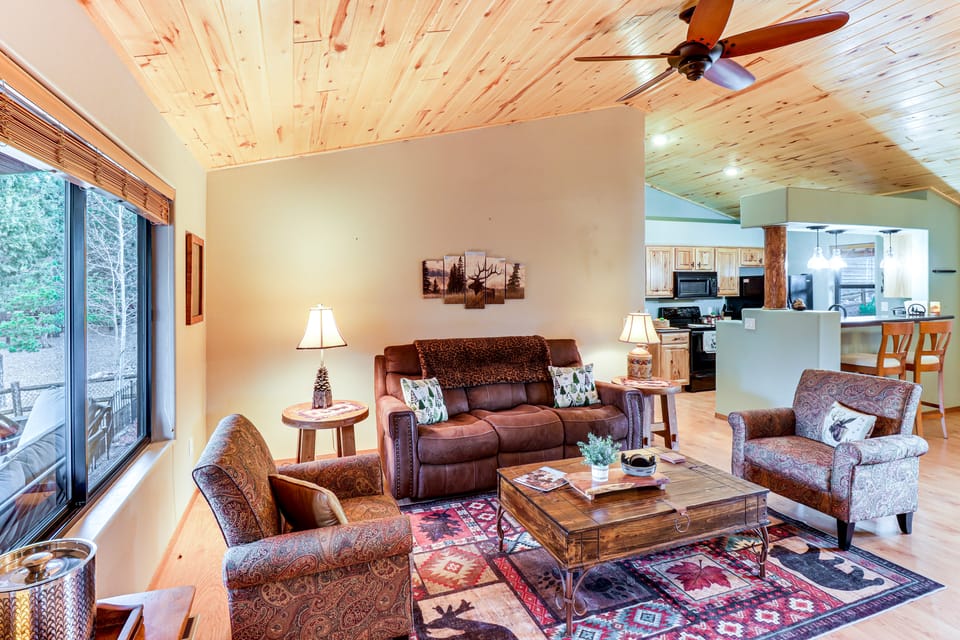 White Mountains Cabin: Near Trails & Lake Access! House in Show Low