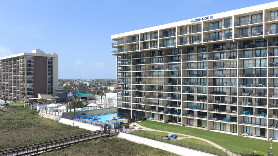 Corner 3BR w/ Gulf View: Suntide III - Unit 201 Apartment in South Padre Island