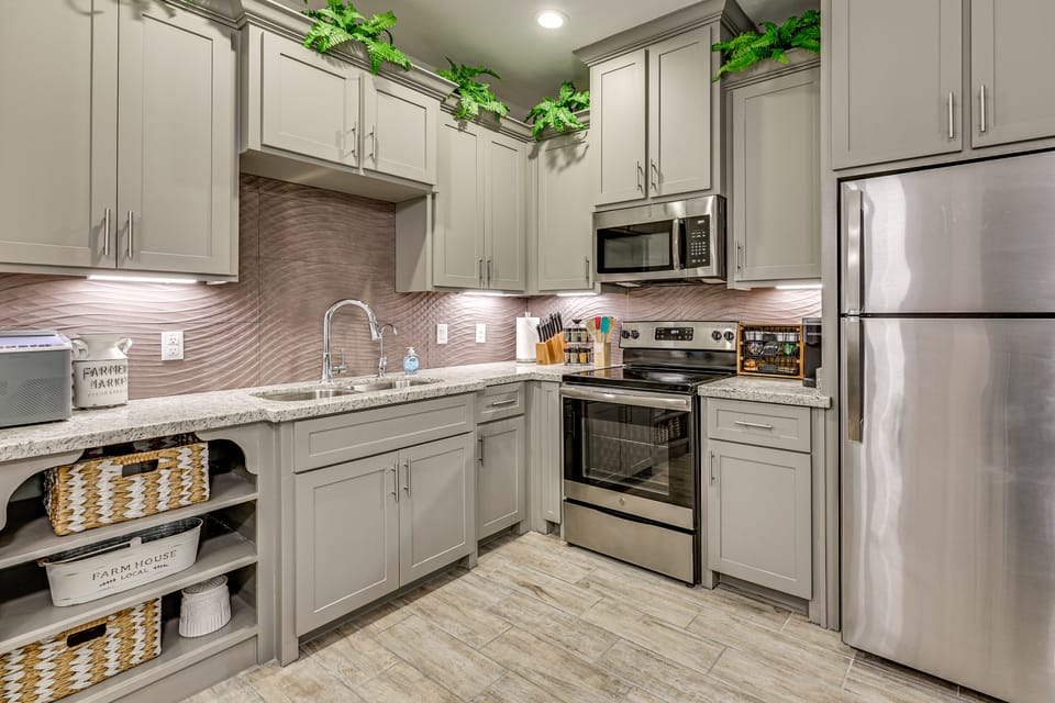 3 Mi to Downtown Edinburg: Quiet Condo w/ Patio Apartment in Edinburg