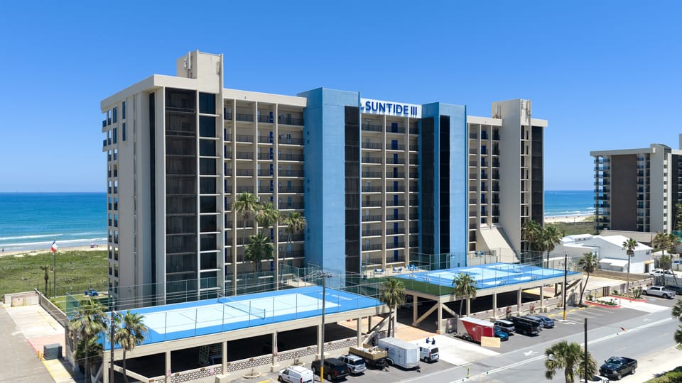 Gulf View, Gourmet Kitchen: Suntide III - Unit 203 Apartment in South Padre Island