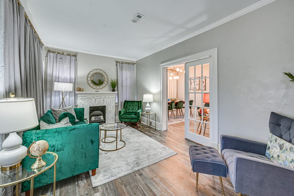 Walk to the Neuse River! New Bern Vacation Rental House in New Bern