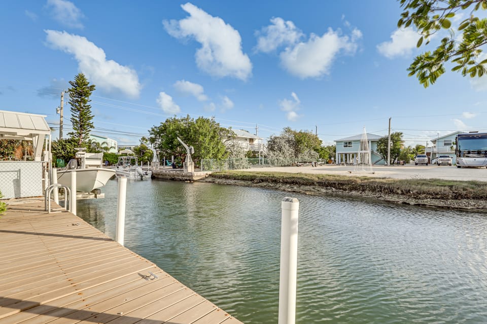 Canal-Front Gem w/ Peekaboo Views in Cudjoe Key! House in Cudjoe Key