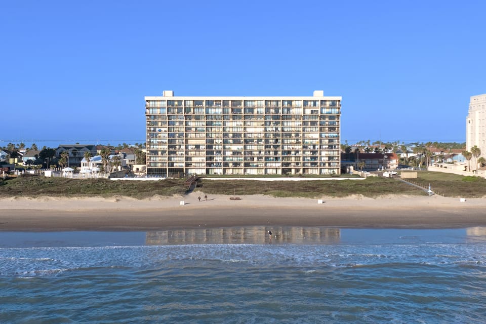 3BR Gulf-View Resort Condo: Suntide III - Unit 605 Apartment in South Padre Island