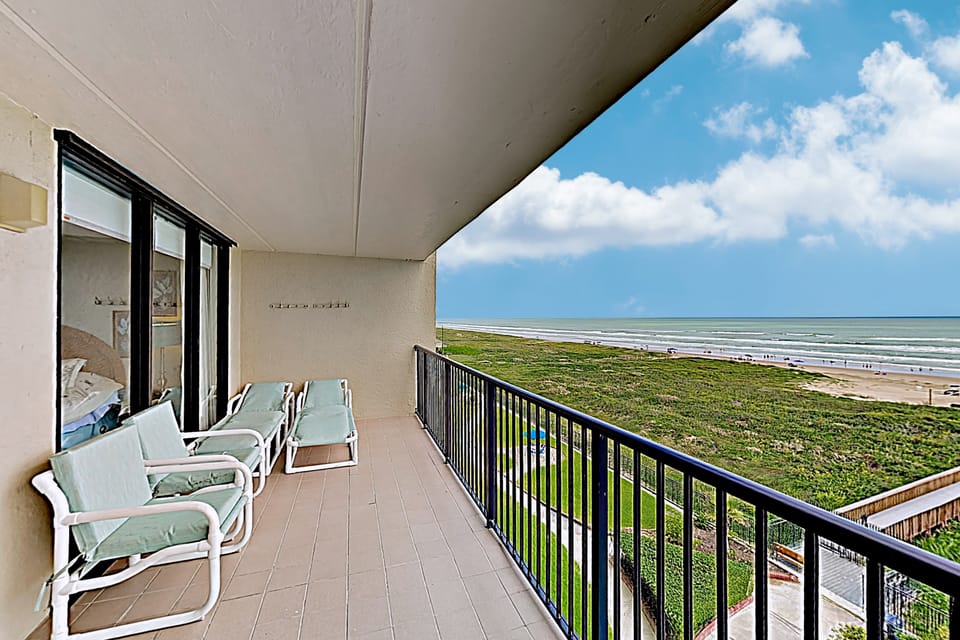2BR Coastal Resort Retreat: Suntide III - Unit 509 Apartment in South Padre Island