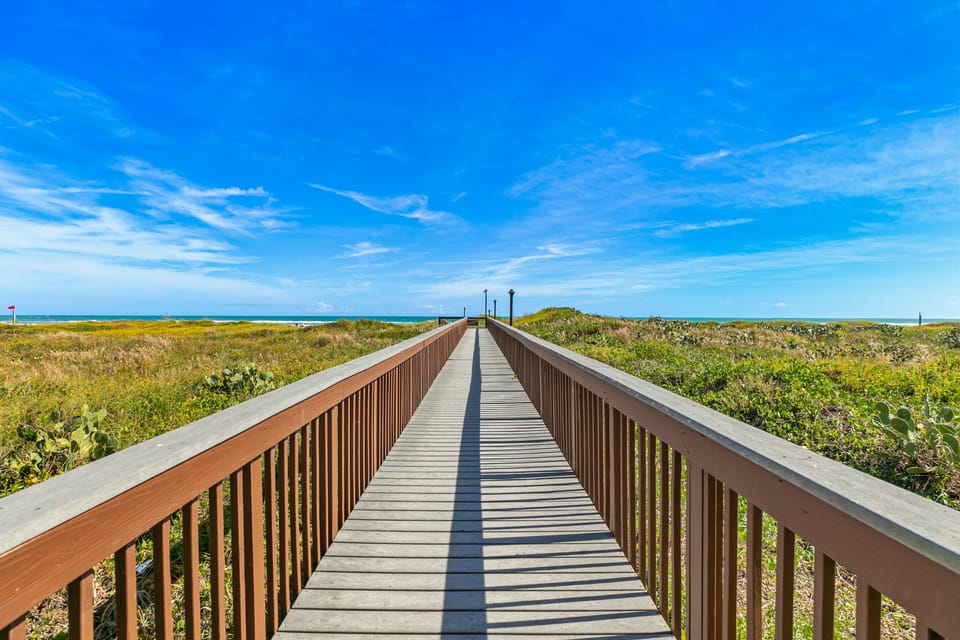 3BR w/ Gulf Views & Pool: Suntide III - Unit 808 Apartment in South Padre Island