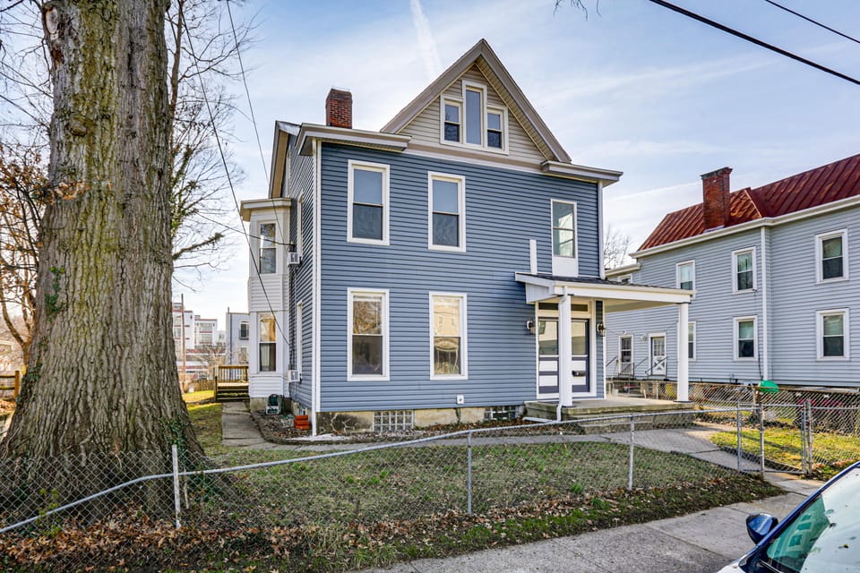 6 Mi to Dtwn Cincinnati: Dog-Friendly Apt w/ Yard Apartment in Cincinnati