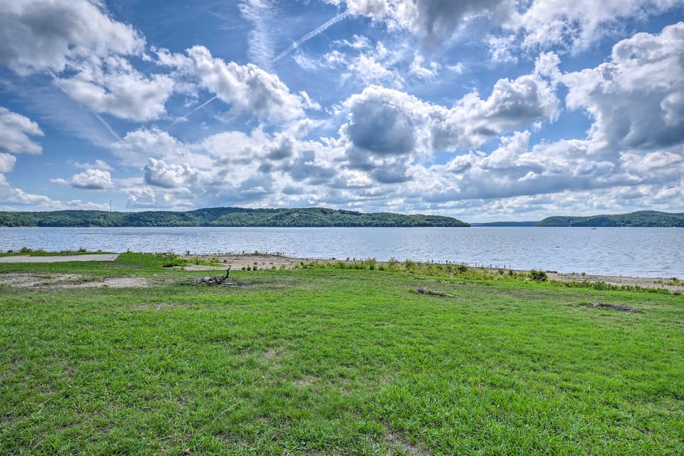 Ozarks Family Retreat w/ Beaver Lake Access! House in Beaver Lake