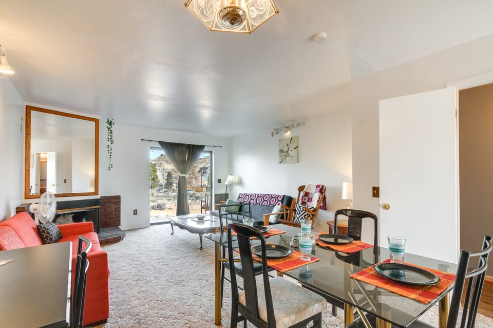 Adventure Base 3 Near Lake Powell - Dog Friendly Apartment in Utah