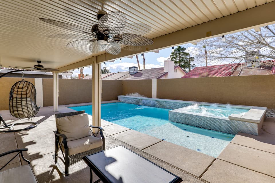 Private Pool, Patio! Modern North Las Vegas Escape House in North Las Vegas