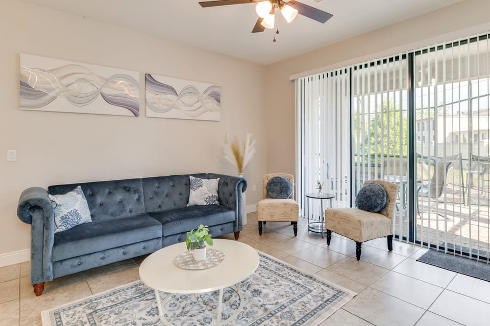 Golf, Dine & Unwind Poolside! Haines City Getaway House in Haines City