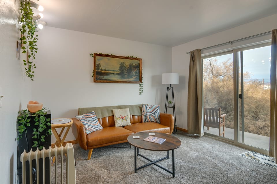 Adventure Base 2 Near Lake Powell Apartment in Utah