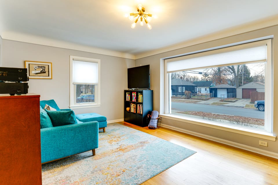 Walk to Dtwn Ferndale: Quaint Home w/ Private Yard House in Ferndale