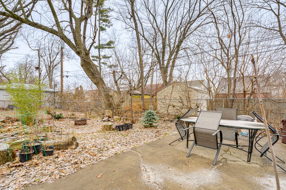 Detroit Nature Escape: Easy Access to Urban Sites House in Detroit