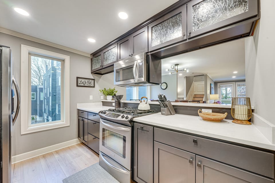 2 Mi to Matches at Lumen Field! Seattle Townhome Apartment in Seattle
