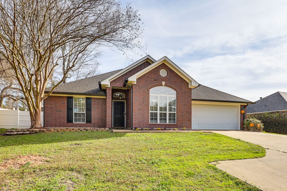 Close to Hospitals! Family Gem in West Monroe House in Louisiana