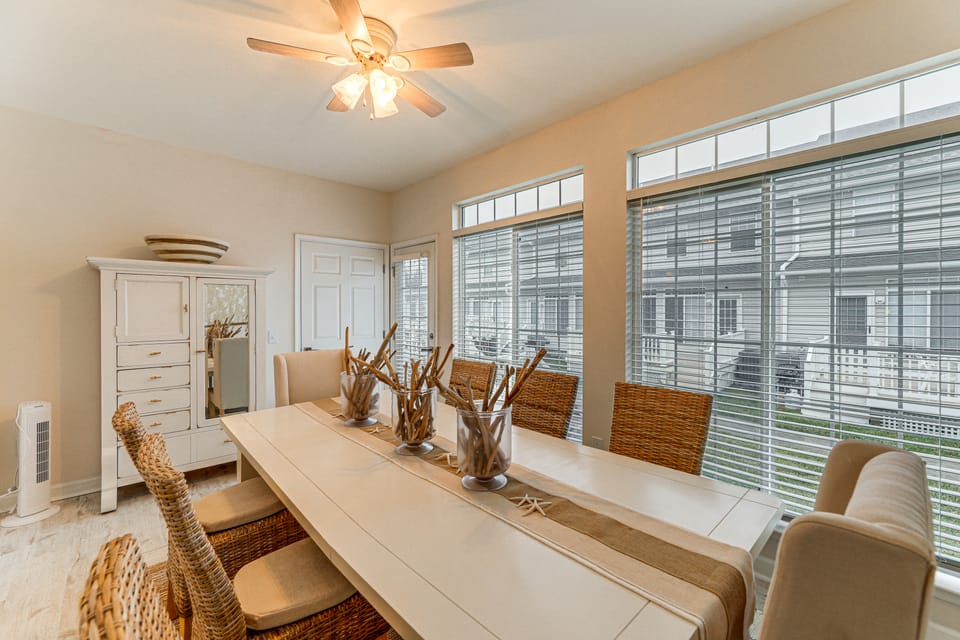 2 Mi to Bethany Beach: Townhome w/ Pool Access! Apartment in Ocean View