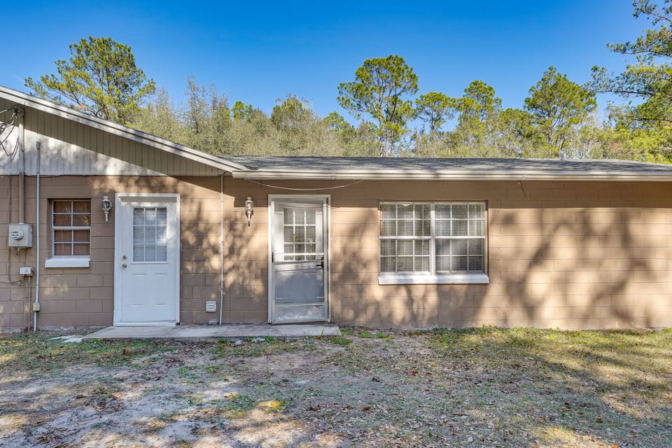 Wooded Couple's Retreat w/ Lanai in Interlachen Apartment in Florida