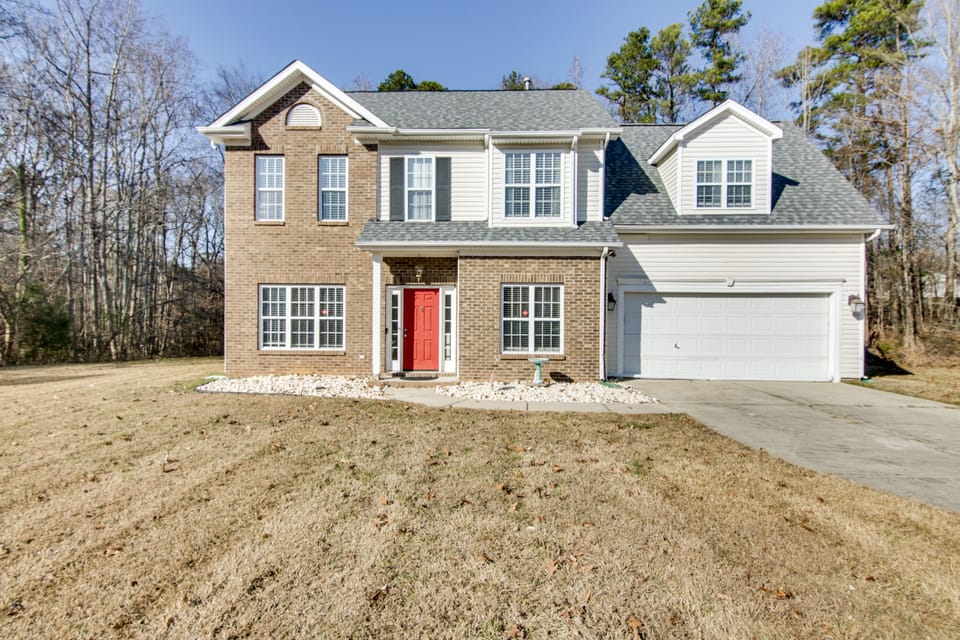 Quiet Oasis in Charlotte! Home Near UNCC Campus House in Charlotte