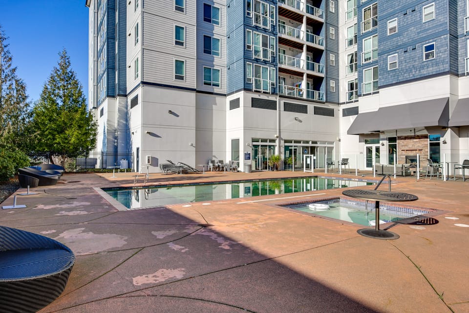 4 Mi to Dtwn, Commuter-Friendly Apt in Tacoma Apartment in Tacoma