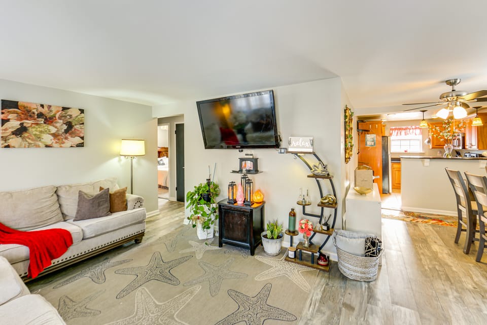 Pet Friendly, Private! Multi-Level Brookline Home House in Pittsburgh