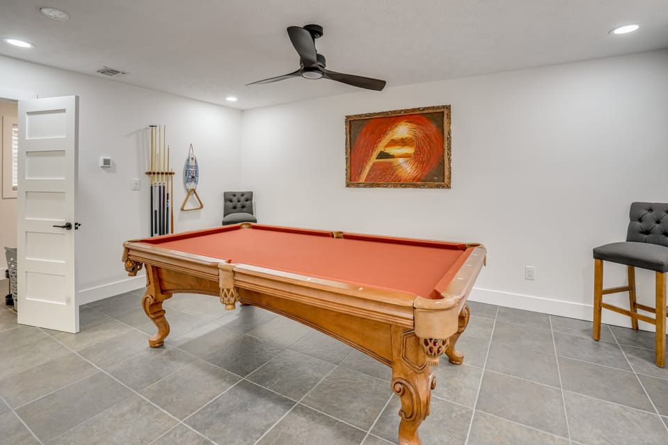 Deck + Pool Table! Walk to Dtwn Jensen Beach House in Jensen Beach