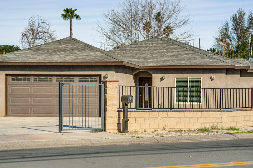 Fully Updated! Prime Riverside Spot Near Dtwn House in Riverside