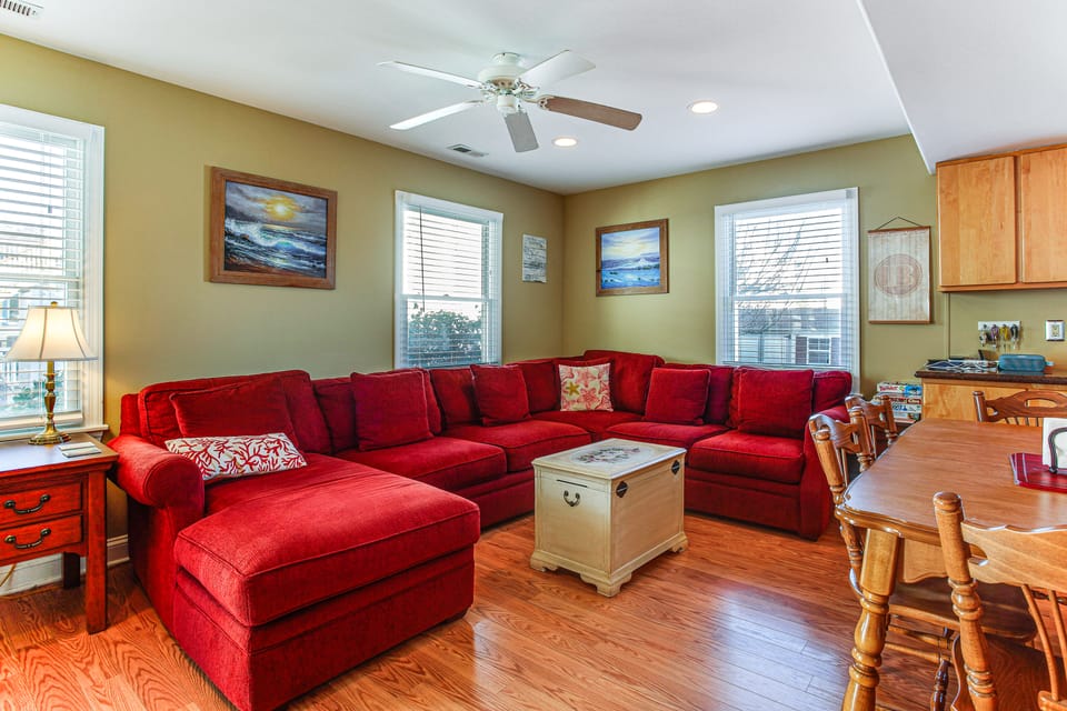 Walk to Broadway Beach! Cape May Getaway w/ Grill Apartment in West Cape May