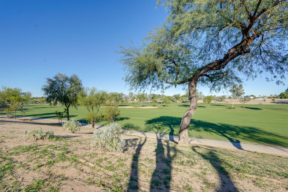 Steps to Golf & Greenbelt! Elegant Scottsdale Unit Apartment in Scottsdale