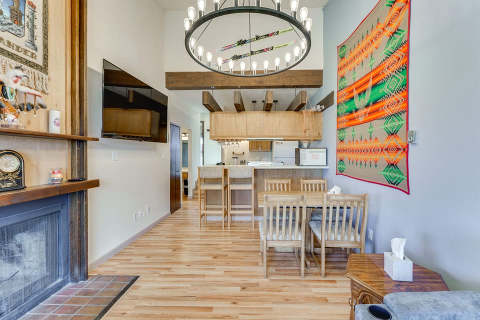 Walk to Angel Fire Resort: Pet-Friendly Getaway Apartment in Angel Fire