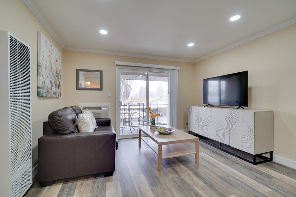 Sip, Golf & Explore: Pleasanton Retreat! Apartment in Pleasanton