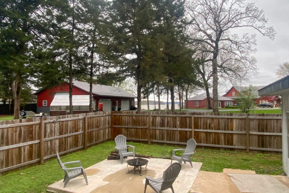 Bring Your Boat! Family-Friendly Gem on Grand Lake House in Ozark Mountains